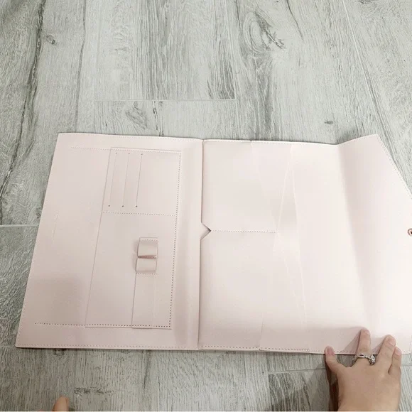 Glass Ladder & Co. “Megan” Blush Pink Clutch - Picture 6 of 13